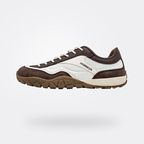 Hollow - Wide Toe Sneakers