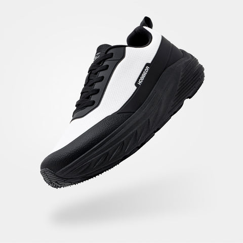 Aura - Wide Toe Sneakers