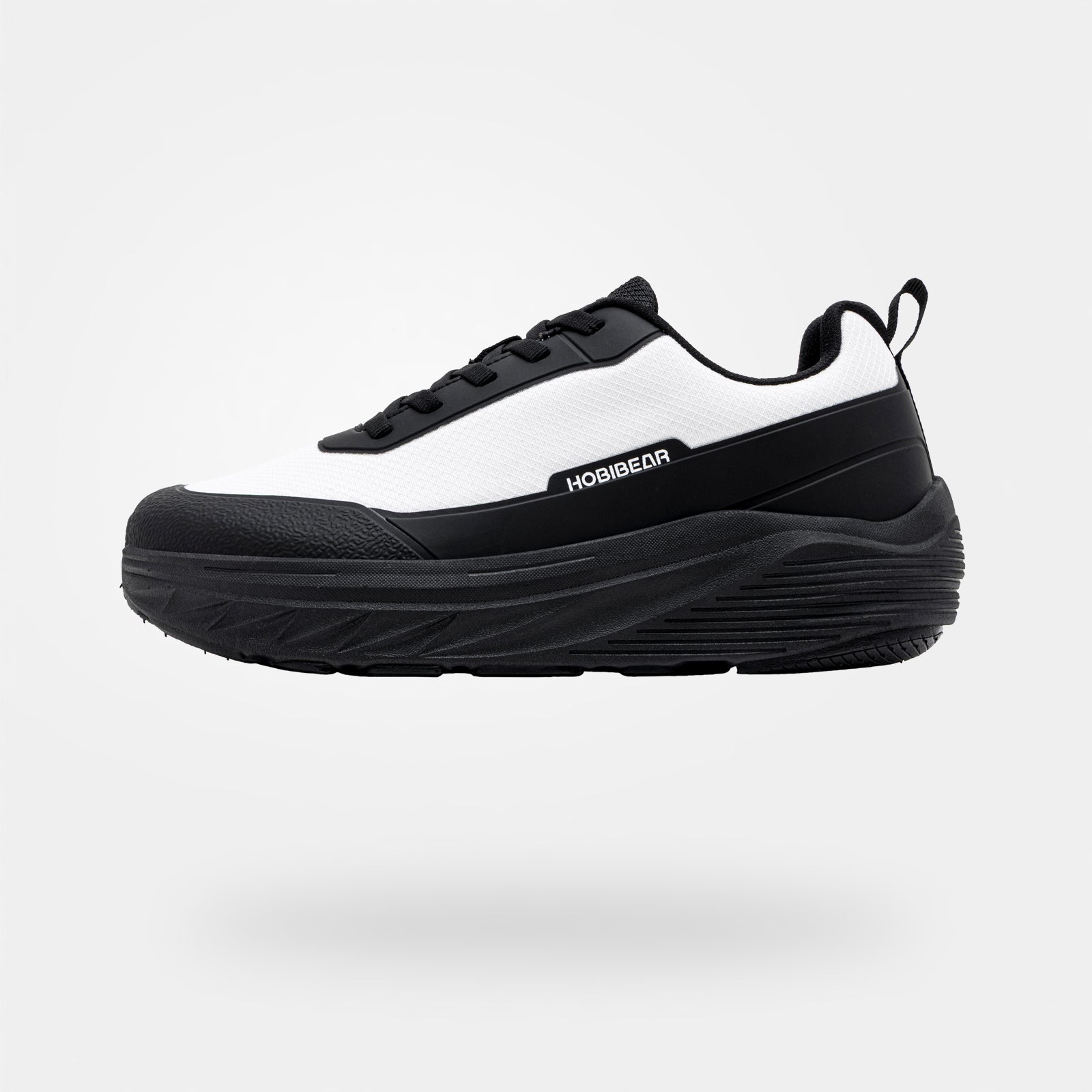 Aura - Wide Toe Sneakers
