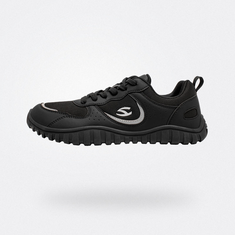 Vale - Wide Toe Sneakers