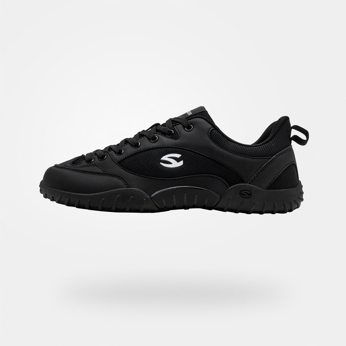 Tundra - Wide Toe Sneakers