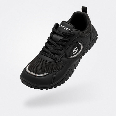 Vale - Wide Toe Sneakers