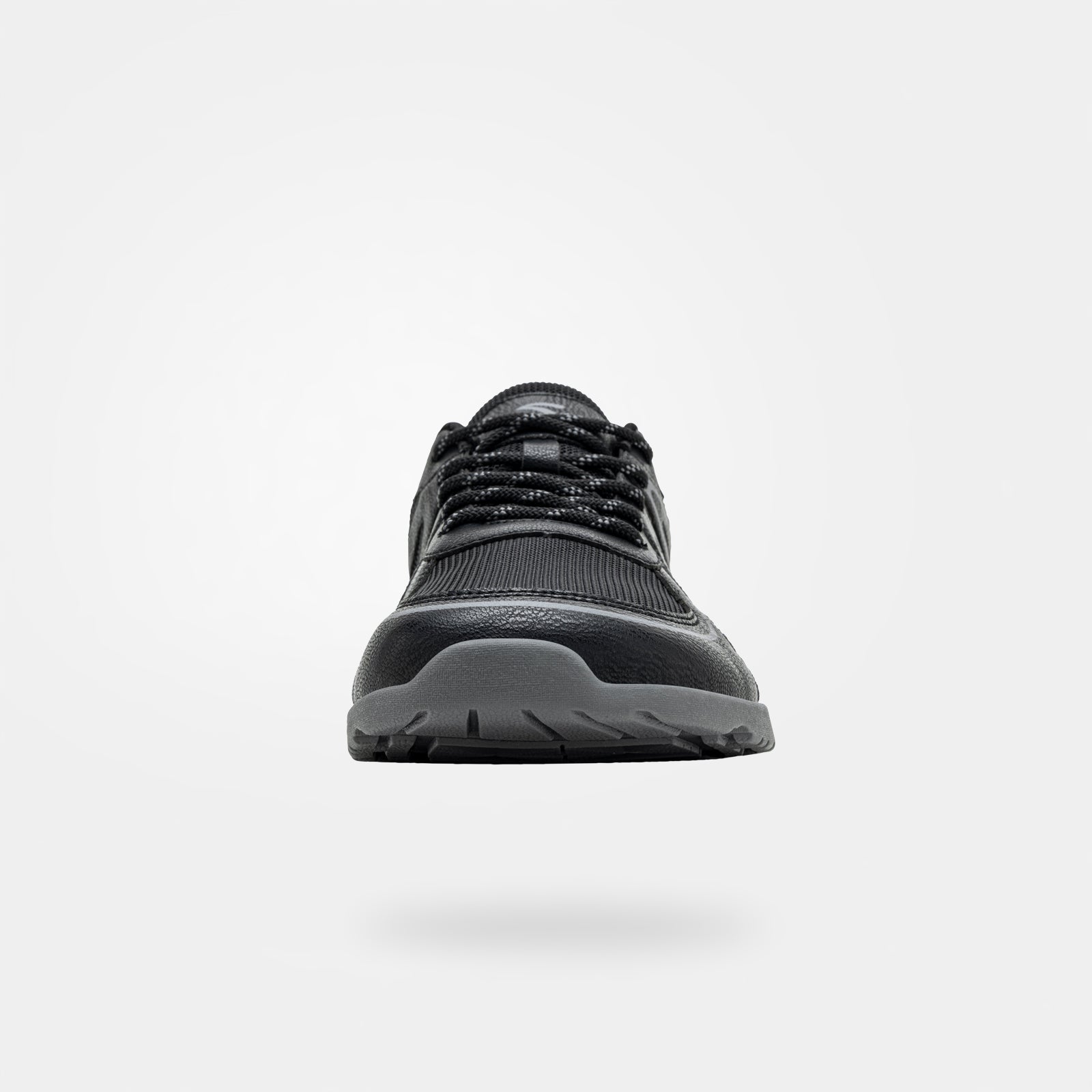 Flint - Wide Toe Sneakers