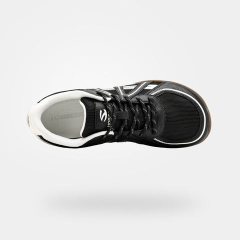 Flint - Wide Toe Sneakers