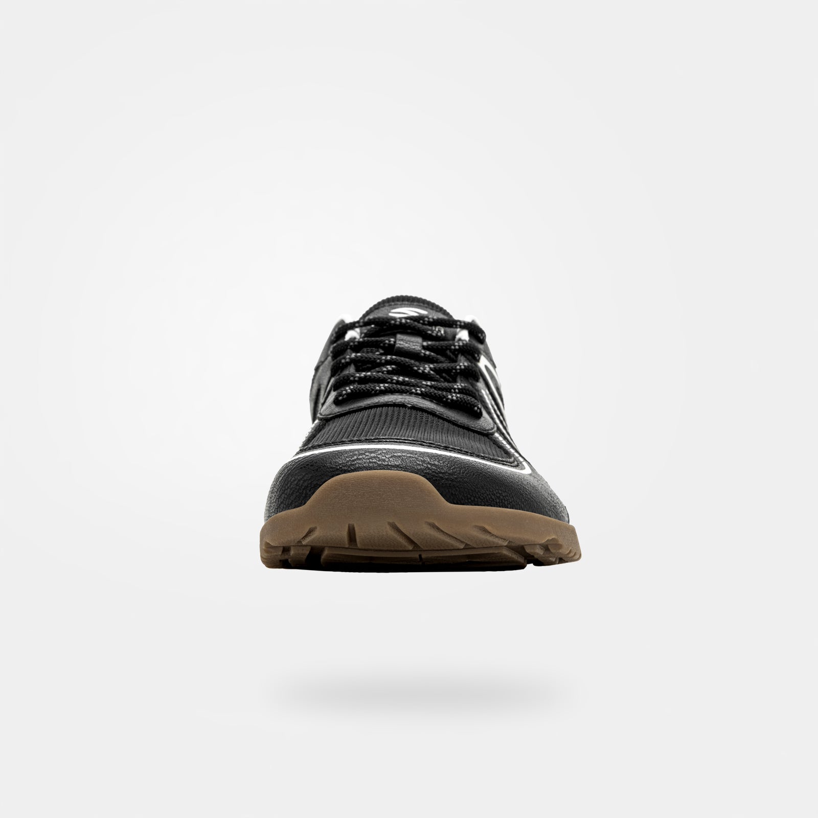 Flint - Wide Toe Sneakers