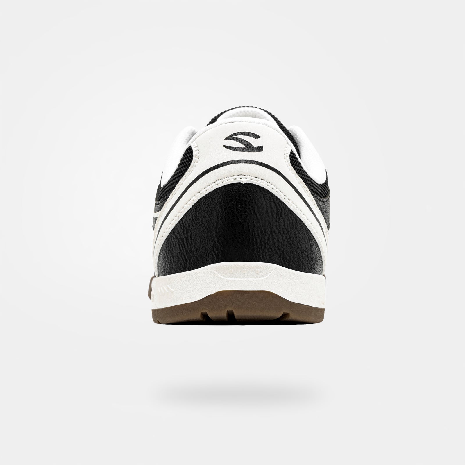 Flint - Wide Toe Sneakers