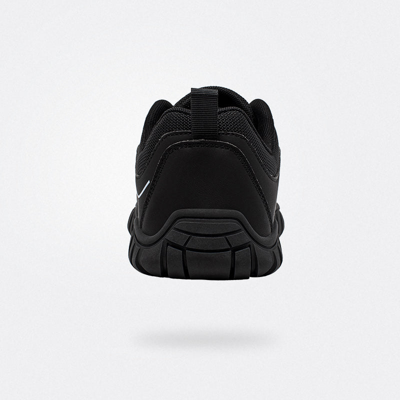 Crest - Wide Toe Sneakers